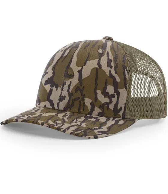 112 Mossy Oak Bottomlands Camo Richardson Adjustable Snapback Trucker ...